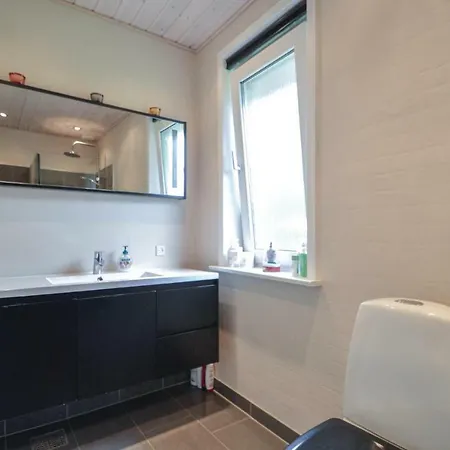 Four-bedroom Holiday In Romo